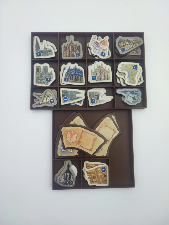 Insert do gry Tiletum w raz z dodatkiem