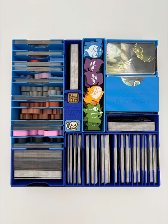 Insert do gry planszowej Keep the heroes out