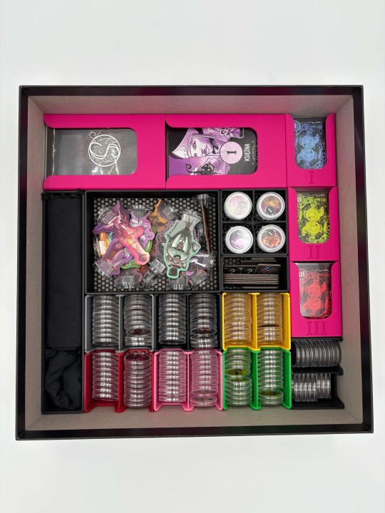 Insert do gry planszowej Wojna w krainie czarów plus dodatek Odłamki Szaleństwa