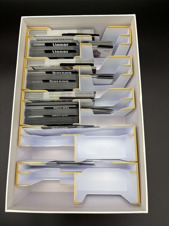 Insert do gry planszowej Primal: Przebudzenie – organizer druk 3D